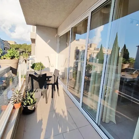 Large Near Valletta & Seafront